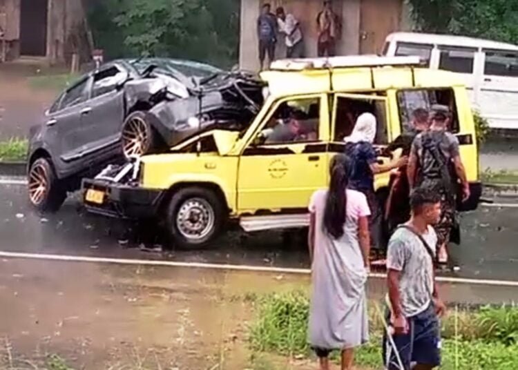 14 injured in road accident at Jyntru