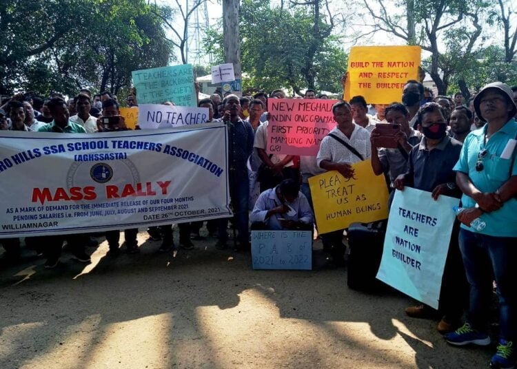 AGHSSASTA holds rally in Williamnagar demanding wages