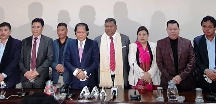 All 12 MLAs meet Speaker