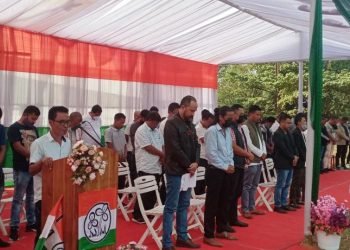 Congress workers resign en masse, join AITC