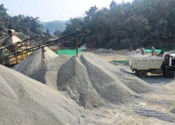 HNYF crushes gravel operator