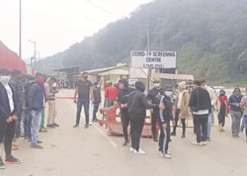 Caution at Umling checkpoint upped after Omicron detection