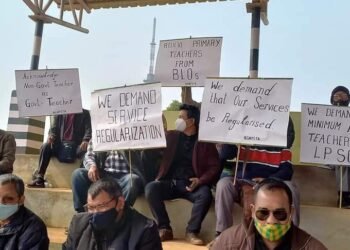 Garo Hills primary teachers hold sit-in