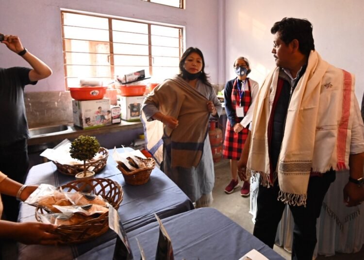 CM visits Dalu, Dimapara to hand over FOCUS cheques