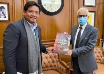 CM meets Union Home Secy to discuss HNLC peace talks offer