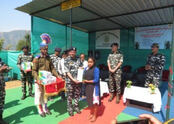 CRPF installs public facilities in Kongthong