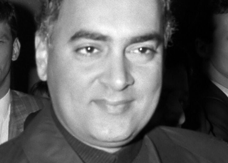 SC grants bail to convict in Rajiv Gandhi assassination case
