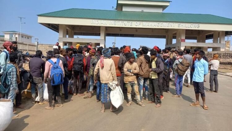 KSU pushes back 16 labourers from NEHU