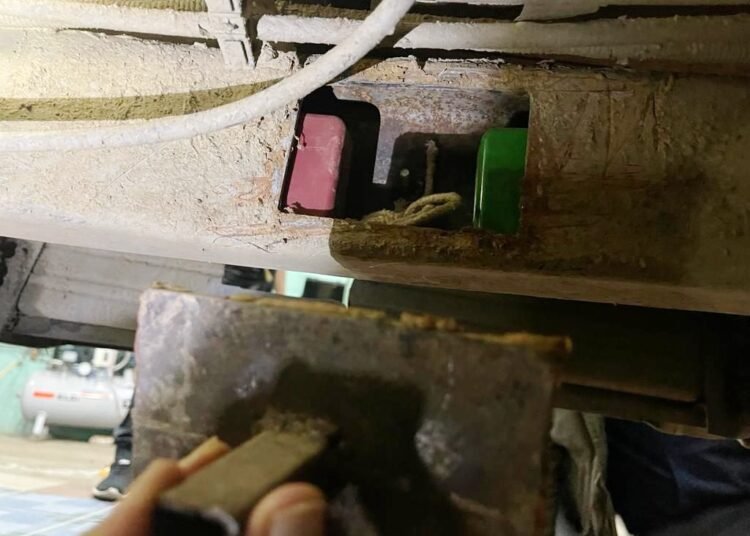 EJH cops bust heroin smugglers, 3 booked