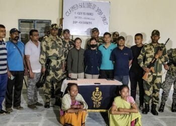 Women hired to throw Yaba tablets over a fence arrested