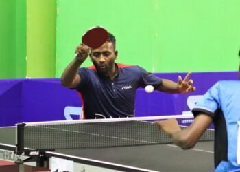 Senior National TT Championship: Favourites get through but not all smoothly