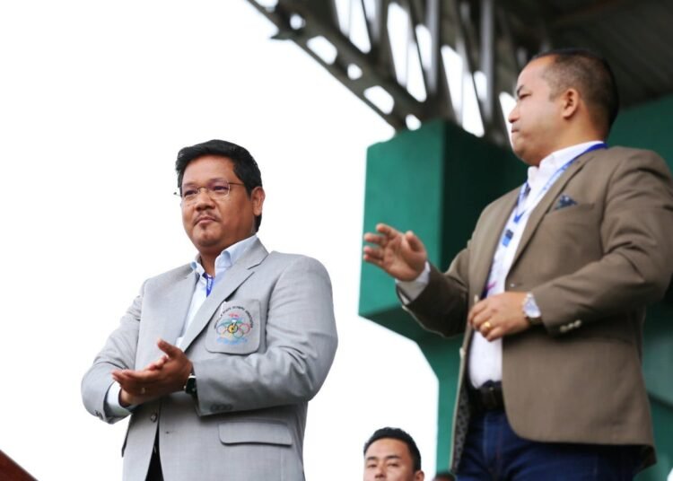 Tardy Banteidor makes ‘disciplined’ CM wait