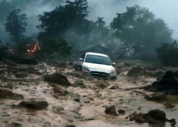 NH 6 blocked in Ratacherra due to landslides