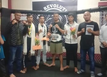 Cage fight medallists felicitated