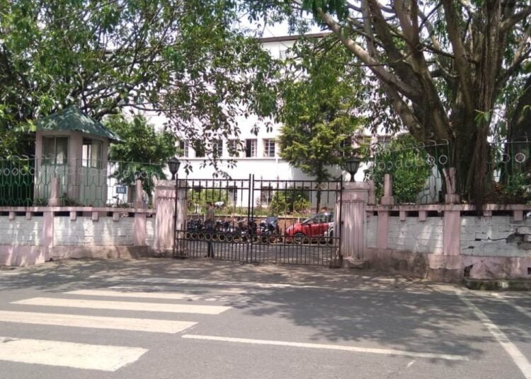 FASTOM back to agitating as deadline passes