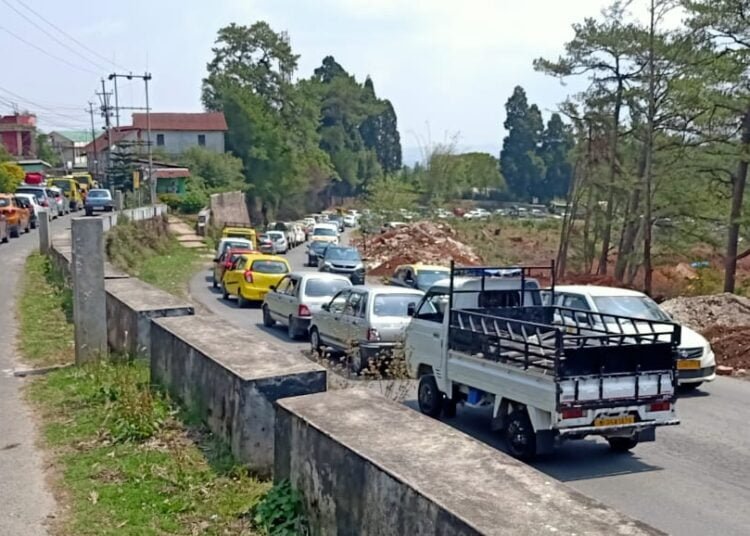 Govt pins hopes on extra buses to relieve Shillong congestion