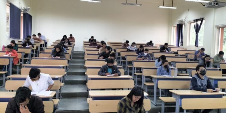 126 UPSC aspirants appear for KSU-sponsored scholarship test