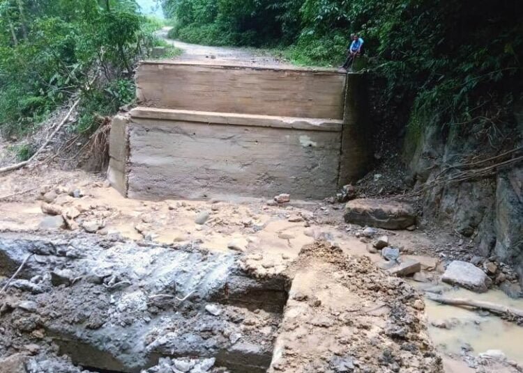 Disconnected border villagers wait for new Shymplong bridge