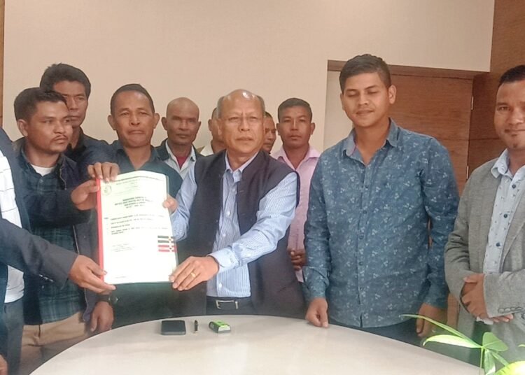 With one voice Langpih area villagers declare for Meghalaya
