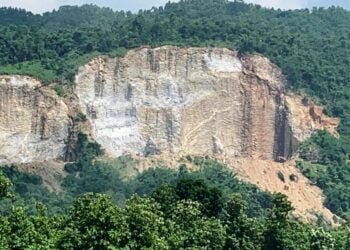 Ban on stone quarrying, sand mining hurting poor: Ronnie