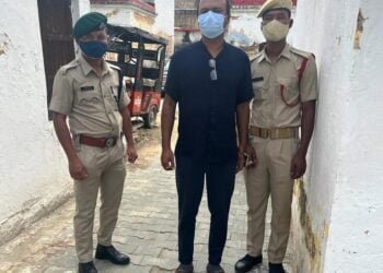 Pilkhuwa police hand over Bernard to M’laya cops