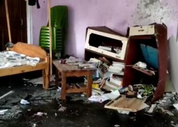 Class 9 student dies listening to music after speaker explodes