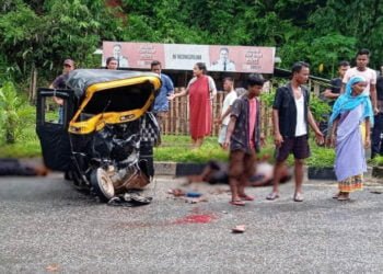 1 dead, 2 injured after SUV collides with auto