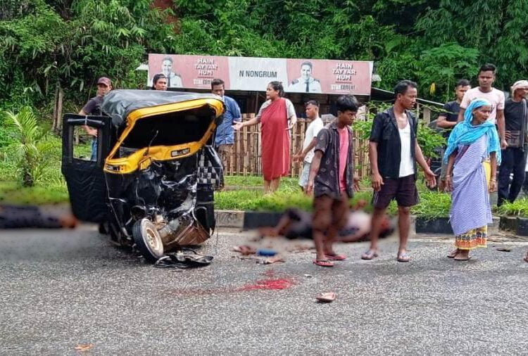 1 dead, 2 injured after SUV collides with auto