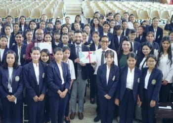 80 students graduate from ‘Fast Forward’