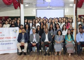 MLCU students get insights into business world