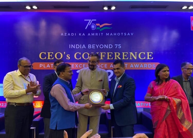 NEHU VC receives award at CEO summit