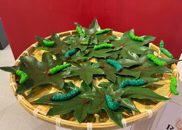 Centre for weavers inaugurated to celebrate National Handloom Day