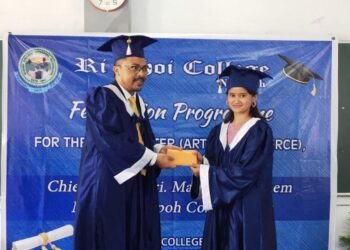 300-plus students of Ri Bhoi College felicitated by Nongpoh legislator