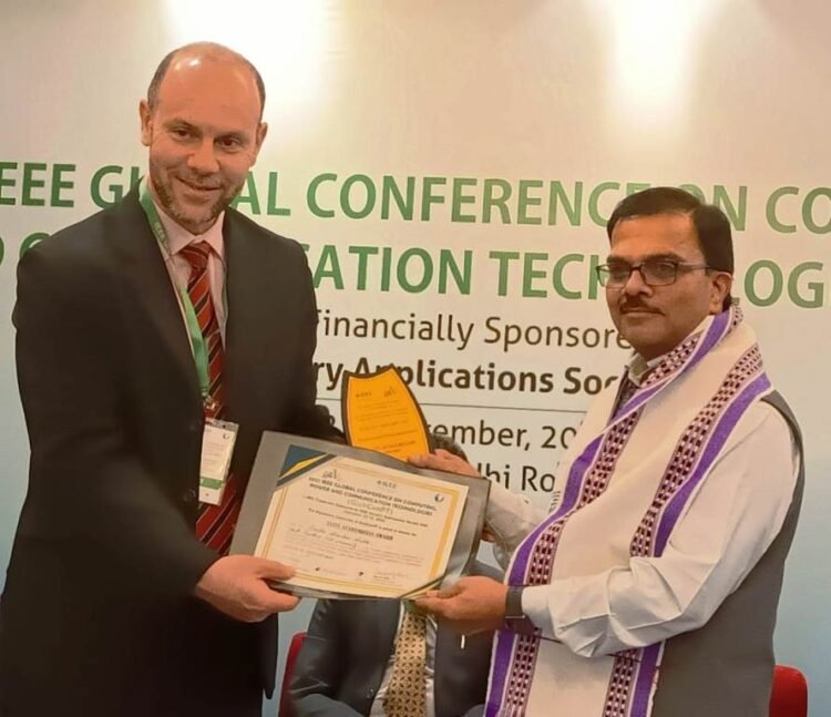 NEHU VC receives Elite Academic Award 2022