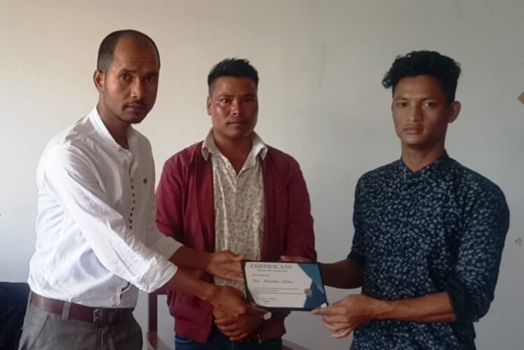 Youth felicitated for saving elderly man from drowning