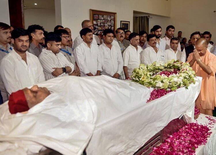 SP patriarch Mulayam Singh Yadav dies, tributes pour in from across political spectrum
