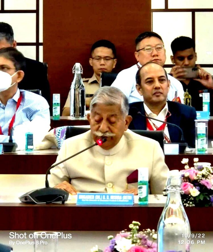 Guv calls for priority environment conservation