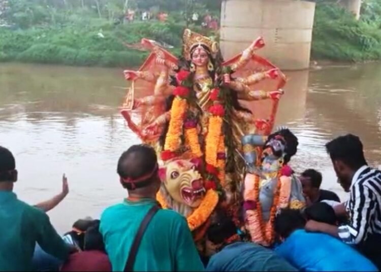 Curtains down on Durga puja festival with idol immersion