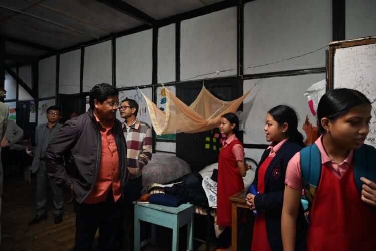 CM assures reforms in Pine Mount School