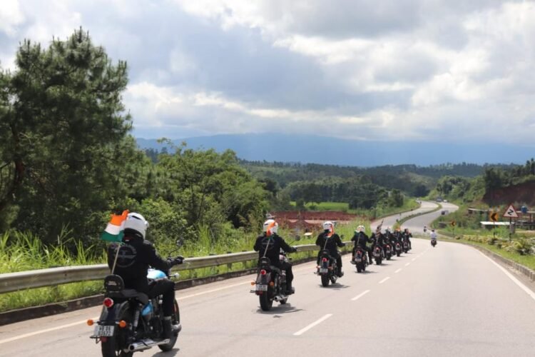 Army biker team reach Shillong