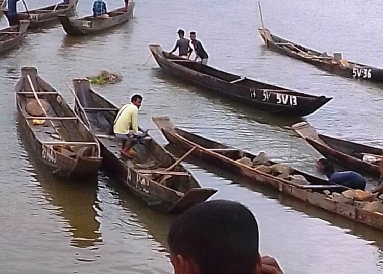 Livelihood of traders not threatened: Lafarge