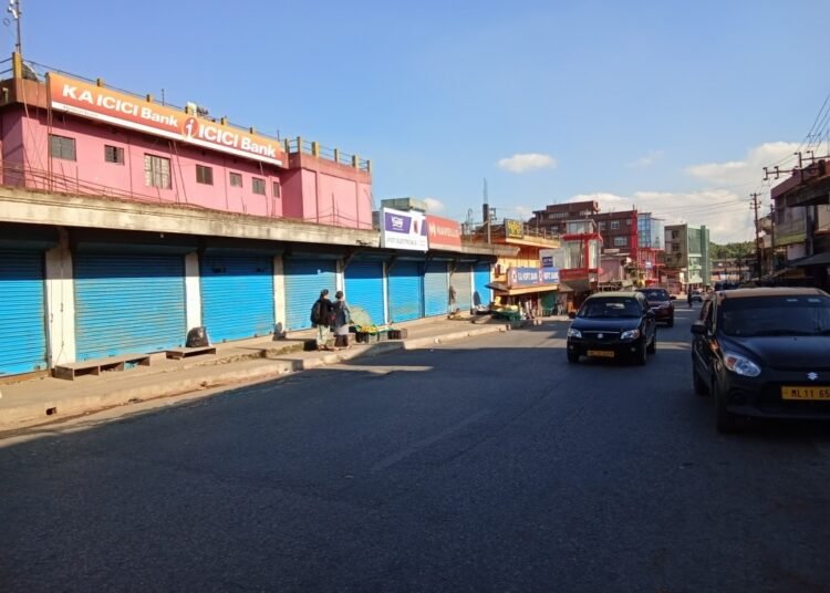 Fear grips Khliehriat, Ladrymbai as shops remained closed