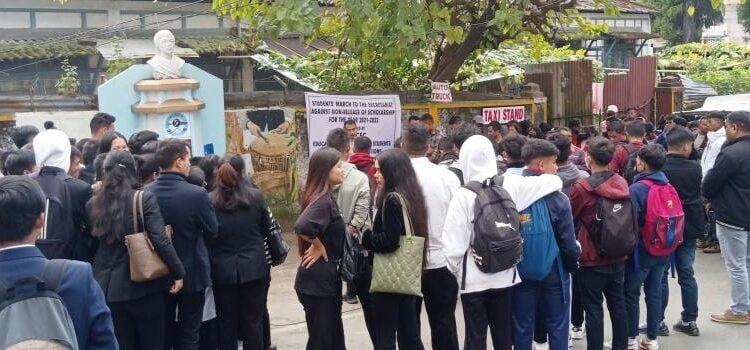 Scholarship:  Credit by Nov 15 or face strong agitation, students to Govt