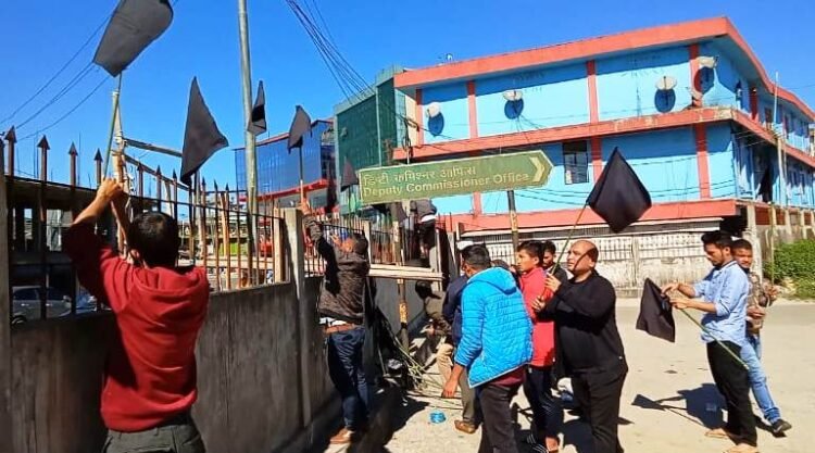 Black flags in State over Mukroh