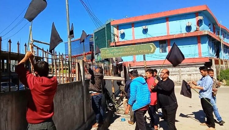 Black flags in State over Mukroh