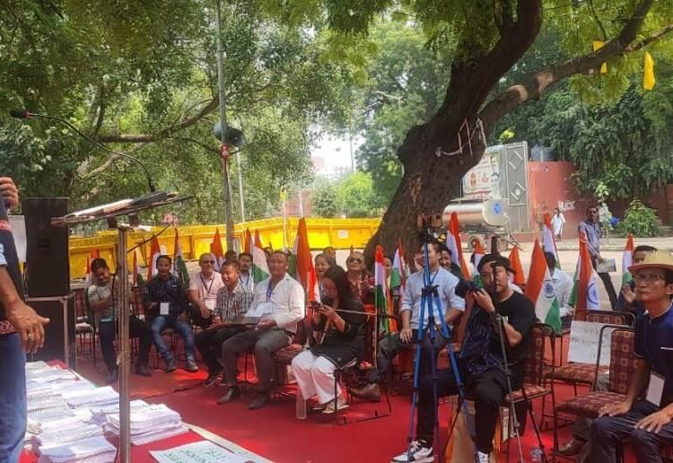 Arunachal team protesting in Delhi wants 5-minute audience with PM