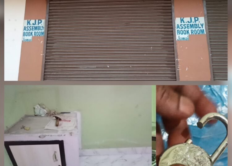 Robbers flee with 2tonne safe from KJP Assembly book room