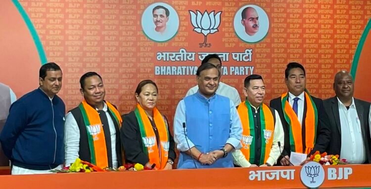 4 Meghalaya MLAs shift to BJP in Delhi