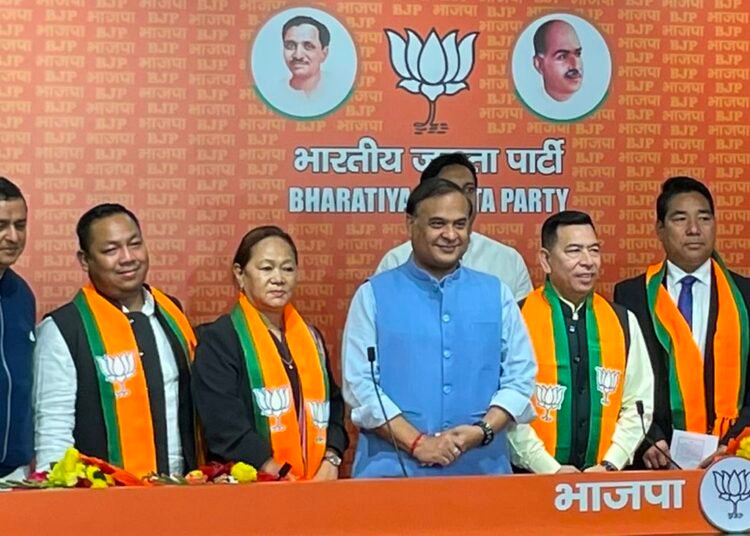 4 Meghalaya MLAs shift to BJP in Delhi