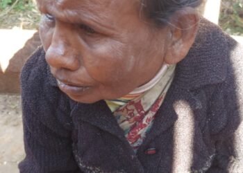 Kicked out by family, old woman rescued by Good Samaritan